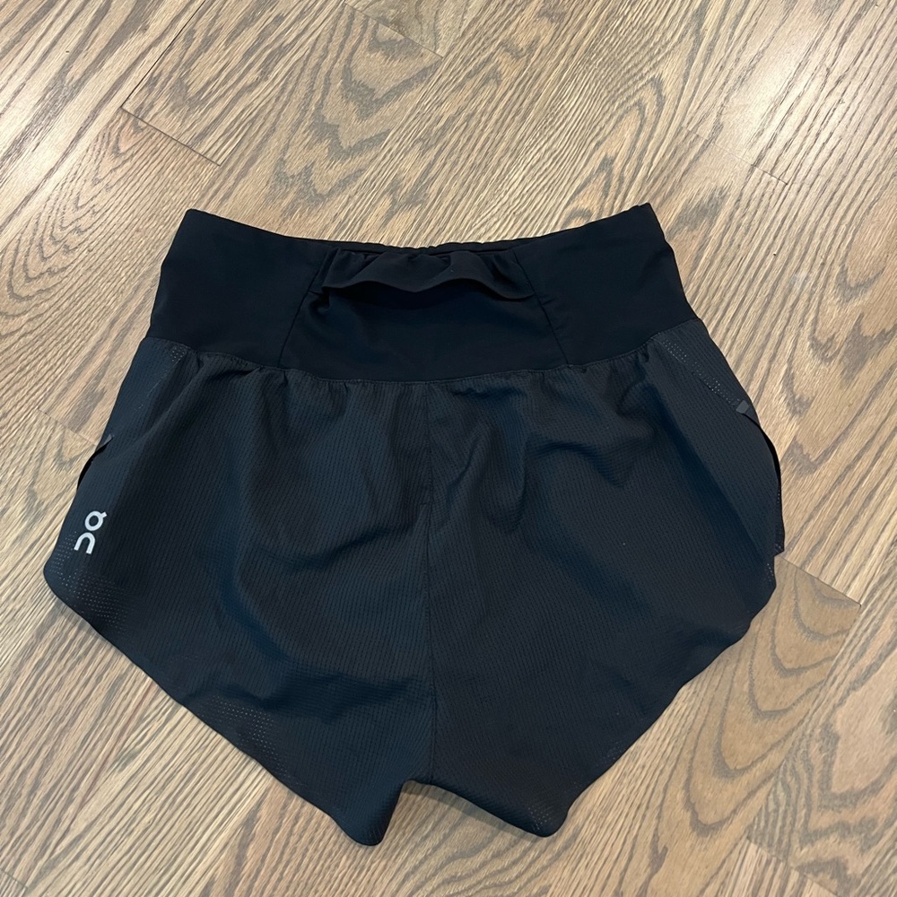 On Running Black Race Shorts Lightweight Performance size XS - Picture 2 of 3